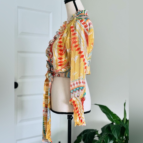 Layering top by Banjul. - Picture 4 of 7